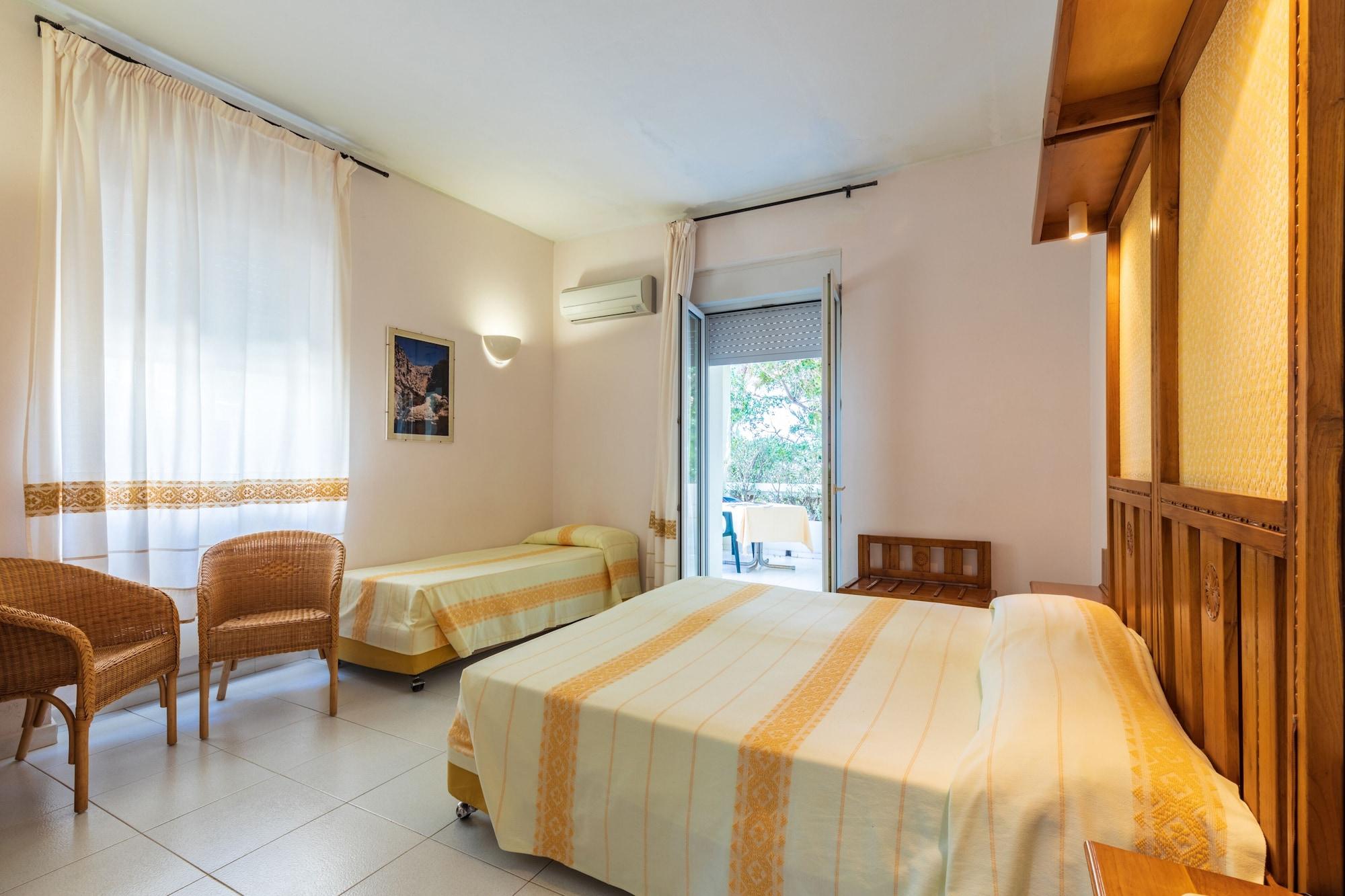 Albergo Miramare Cala Gonone Eksteriør bilde